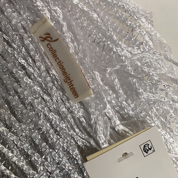 Collection Eighteen Metallic Net Fringe Evening Wrap White Open Knit - Picture 6 of 7